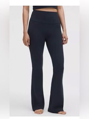 Lululemon groove super high waist flared pant